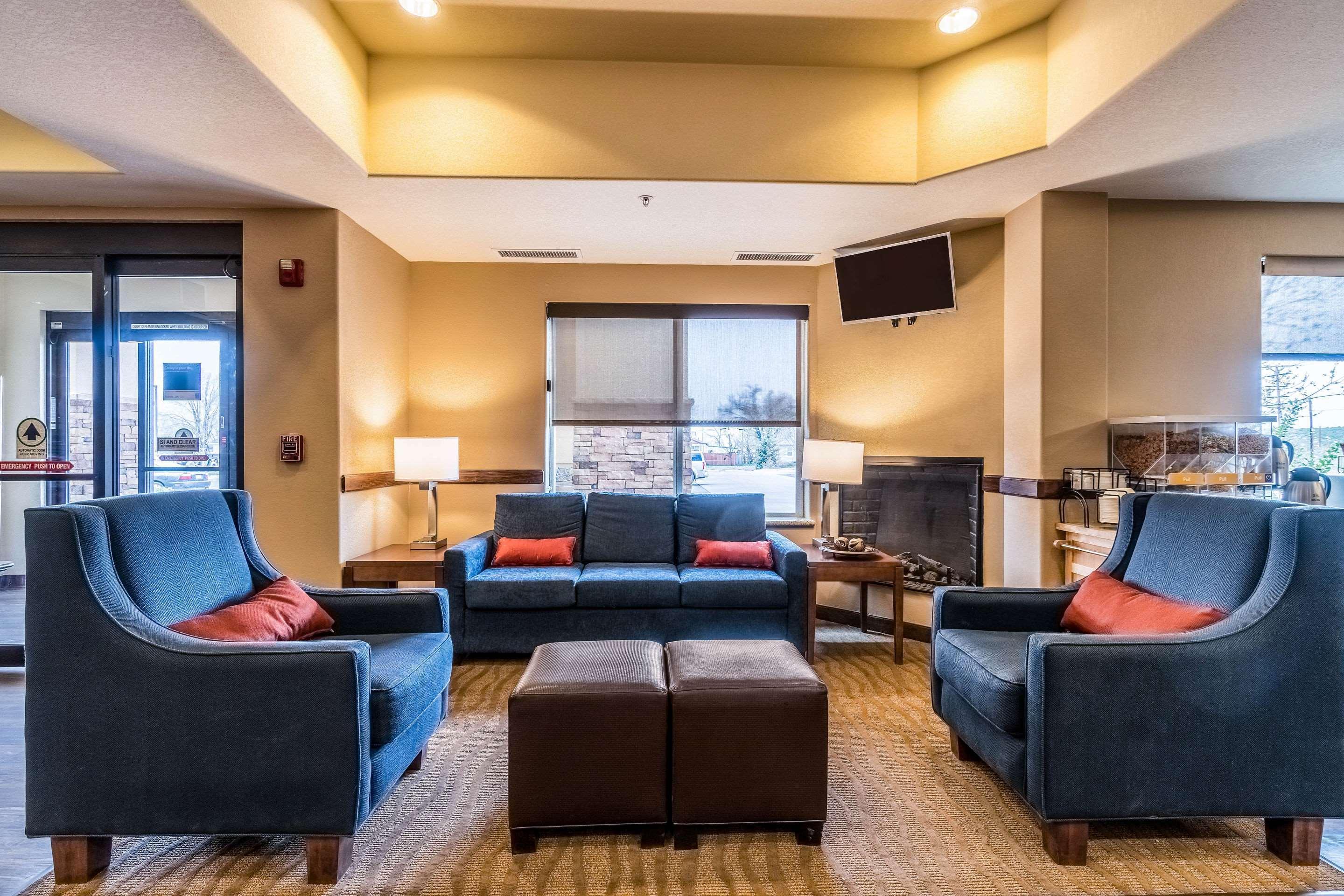 Hotel Comfort & 3*